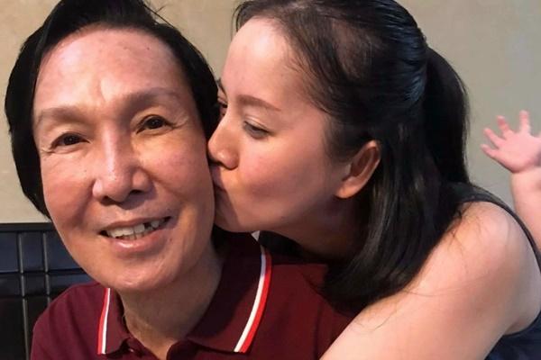 Hồng Loan tổ chức giỗ đầu nghệ sĩ Vũ Linh, gia đình Hồng Nhung cúng riêng-6