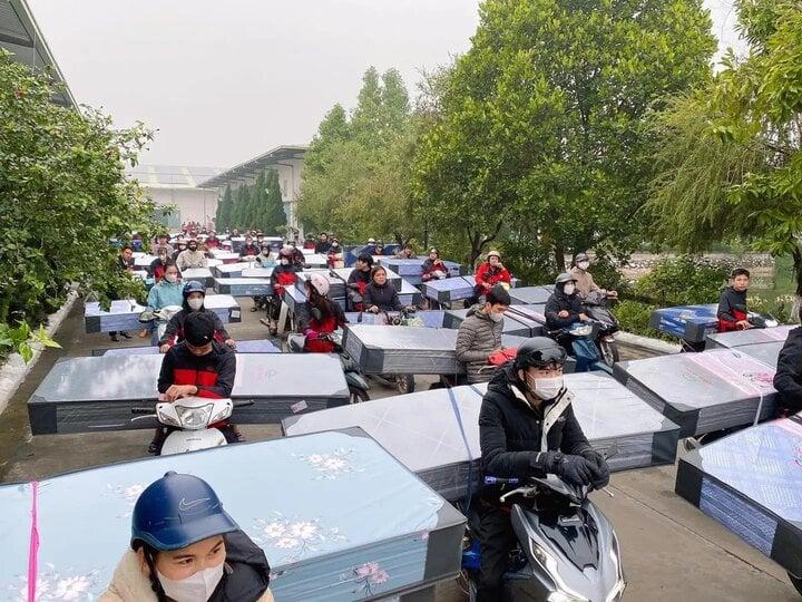 Muôn kiểu thưởng Tết Giáp Thìn độc lạ khiến dân mạng trầm trồ-1