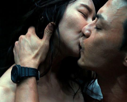 Sự thật về cảnh nóng trong ‘Phi vụ triệu đô’ bản Hàn-1