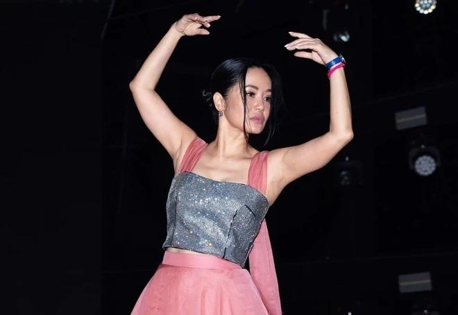 Thực hư việc diva Hồng Nhung bỏ về giữa chung kết Chị đẹp vì không hài lòng với kết quả?-4