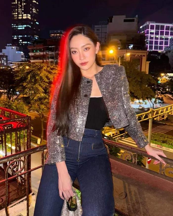 Danh tính 2 mỹ nhân múa lân gây sốt mạng xã hội là 2 nàng hoa hậu Việt đình đám?-5