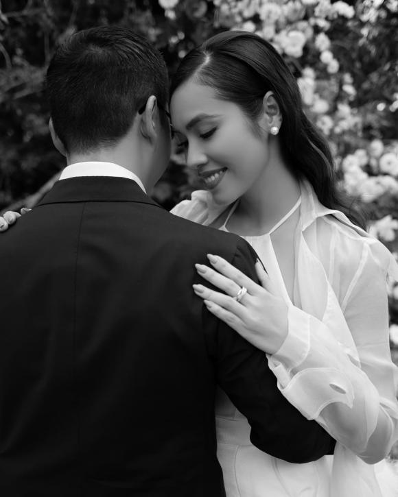 Á hậu đình đám Vbiz chính thức xác nhận mang thai con đầu lòng ở tuần 32, giấu kín danh tính bố đứa trẻ-2