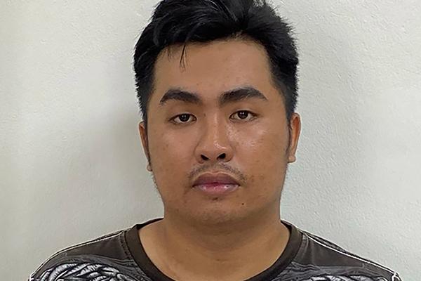 Truy bắt nhóm đối tượng dùng súng cướp tiệm vàng ở Bình Dương-3