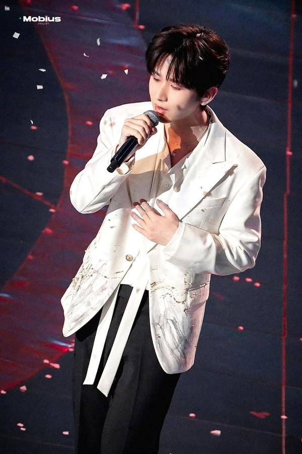 Thành Nghị gây tranh cãi khi phát âm sai từ ngữ, Tiêu Chiến, Vương Nhất Bác cũng bị liên lụy-2