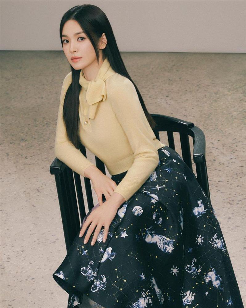 Nữ thần không tuổi Song Hye Kyo có làn da trắng phát sáng khiến bao ánh mắt đổ dồn-4