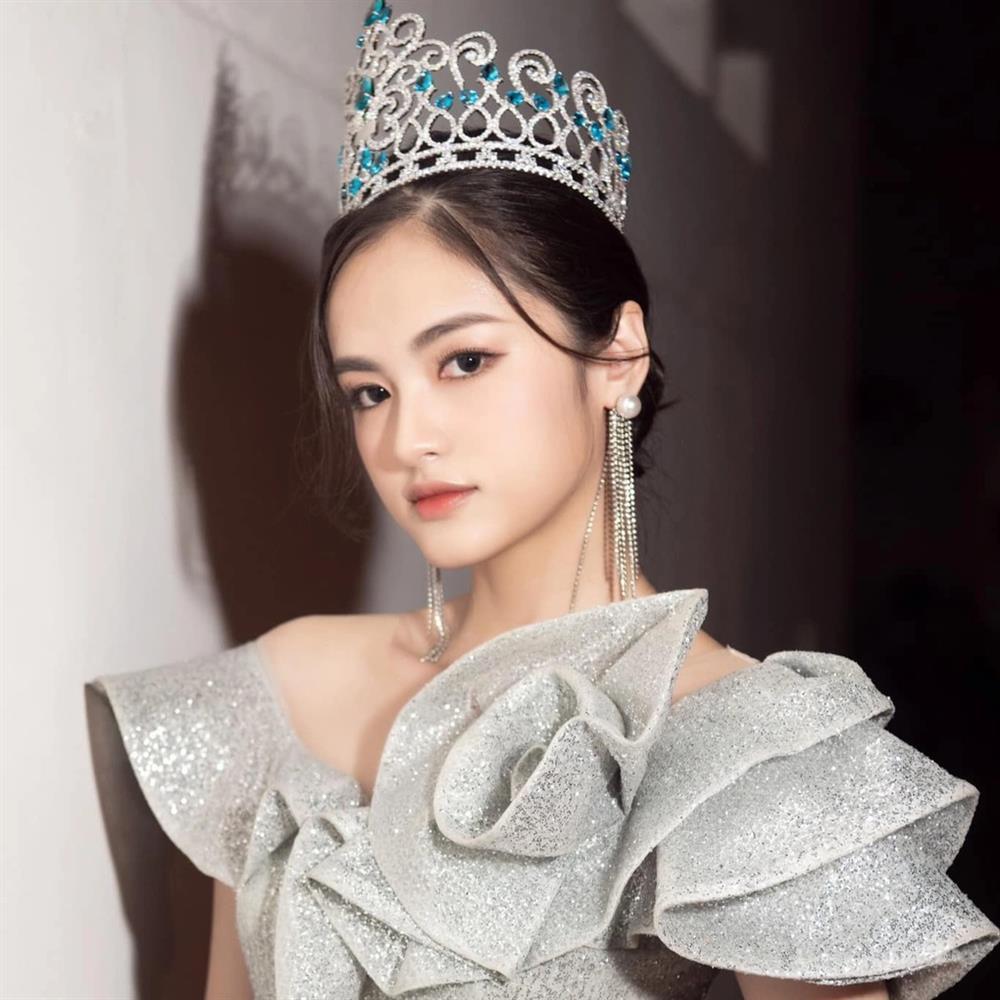 Dàn hoa khôi, á khôi Ngoại thương vừa xinh đẹp vừa đa tài giờ ra sao?-1