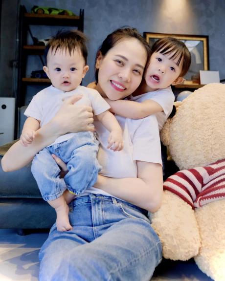 Dàn nhóc tì nhà sao Việt cưng hết nấc khi lên đồ đón Tết: Cường Đô la - Đàm Thu Trang chọn đồ độc lạ nhất-1