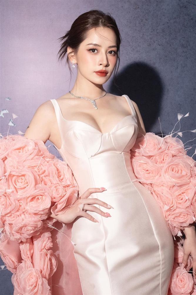 Chi Pu đẹp ngất ngây ở chung kết Chị Đẹp Đạp Gió Rẽ Sóng nhưng vướng nghi vấn diện váy nhái-4