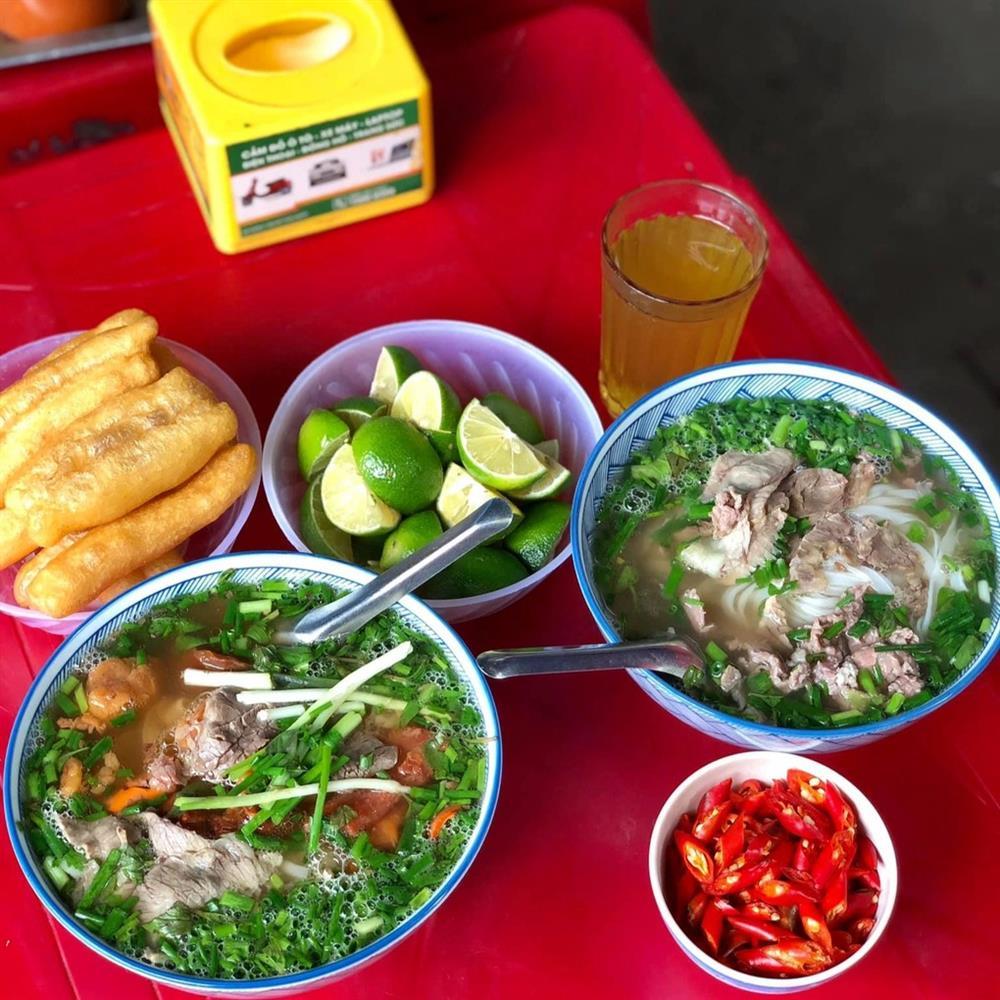 Khách bị quán phở nổi tiếng Hà Nội nhắn tin dằn mặt vì bài tố trên mạng-1