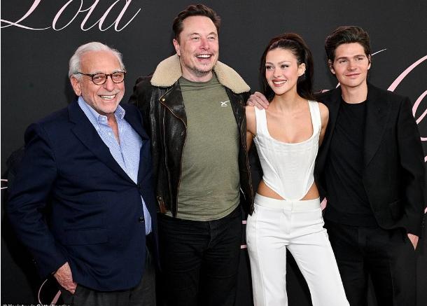 Dâu trưởng nhà Beckham ra mắt phim đầu tay bất chấp tranh cãi-2