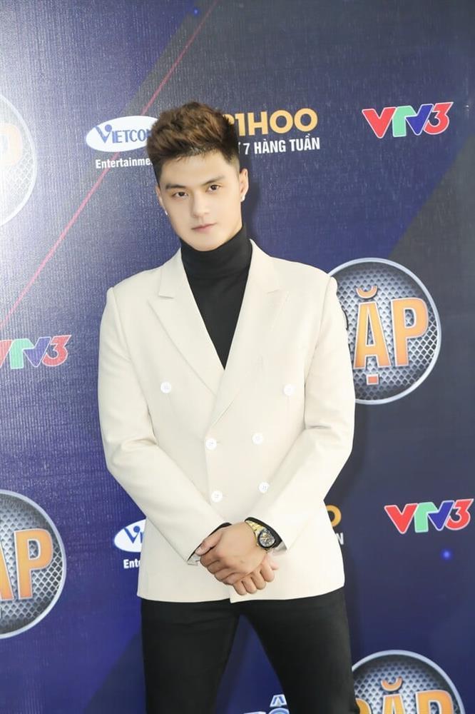 Những nghệ sĩ Việt từng gánh còng lưng món nợ khổng lồ từ bố mẹ-4