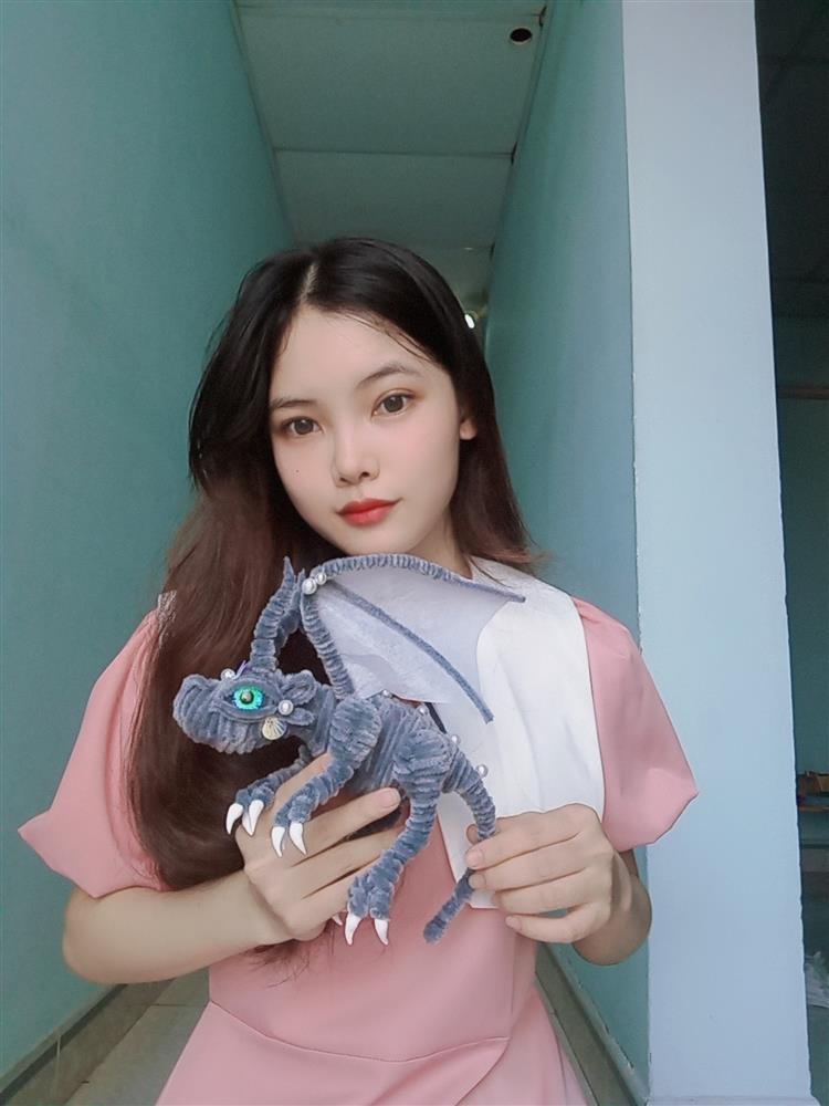 Rộ trào lưu làm rồng, hoa bằng kẽm nhung trưng Tết vừa rẻ vừa đẹp-6