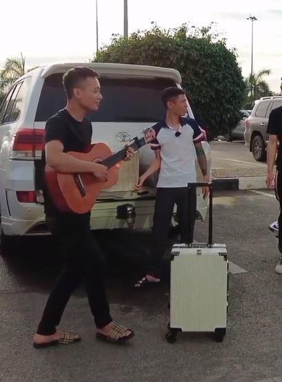 Quang Linh Vlogs tự nhận là thằng YouTuber, nói về những ồn ào ngày giáp Tết-3