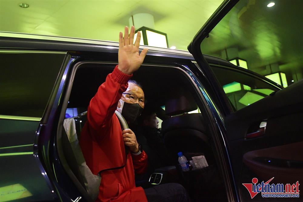 HLV Park Hang Seo: Vì yêu mà ở lại Việt Nam-1