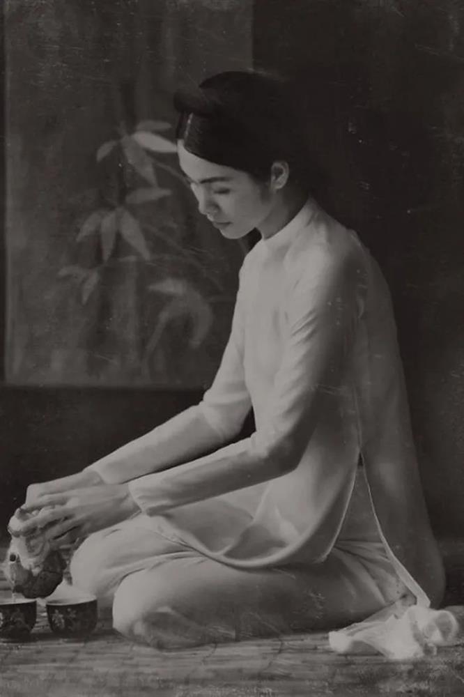 Tăng Thanh Hà mỗi lần diện áo dài đón Tết đều khiến khán giả khen hết lời vì một chi tiết gây chú ý-4