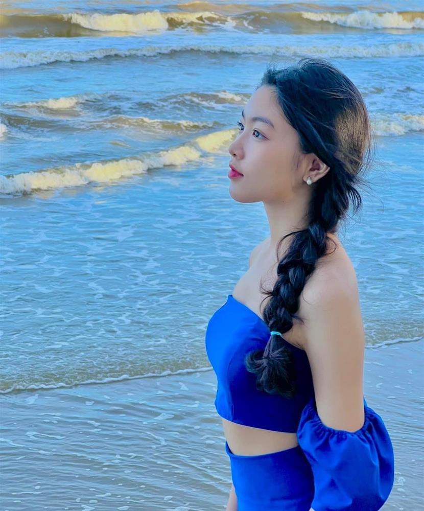 Con gái lớn Quyền Linh chơi tennis, tập vũ đạo để vóc dáng đẹp như người mẫu-2