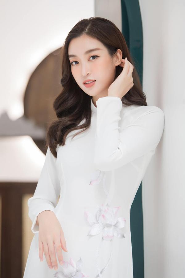 Hoa hậu Đỗ Mỹ Linh diện áo dài đậm khí chất người đẹp Hà thành như thế nào?-8