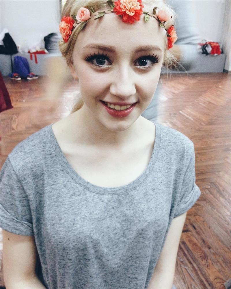 Thiên thần Đan Mạch từng bị bạn trai cấm đi chơi một mình vì quá xinh đẹp-2