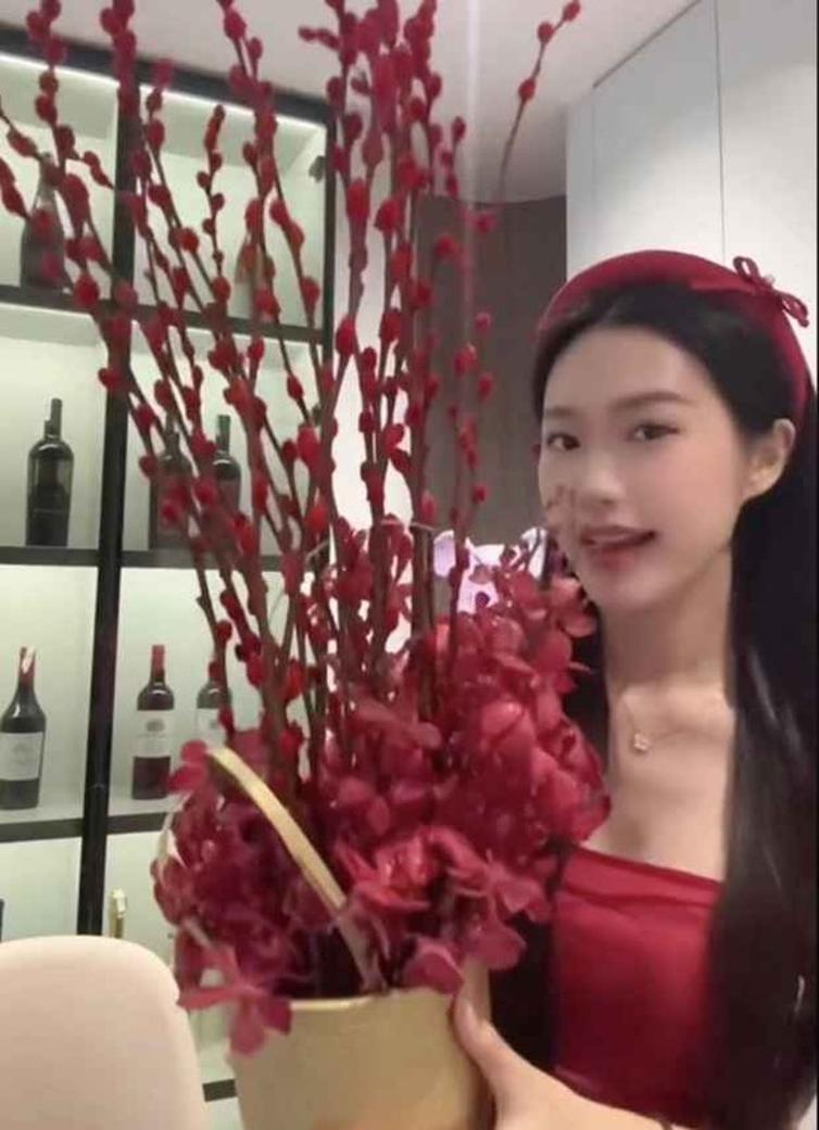 Bị nhắc khéo nên quan tâm bản thân, Doãn Hải My đáp trả ra sao?-4