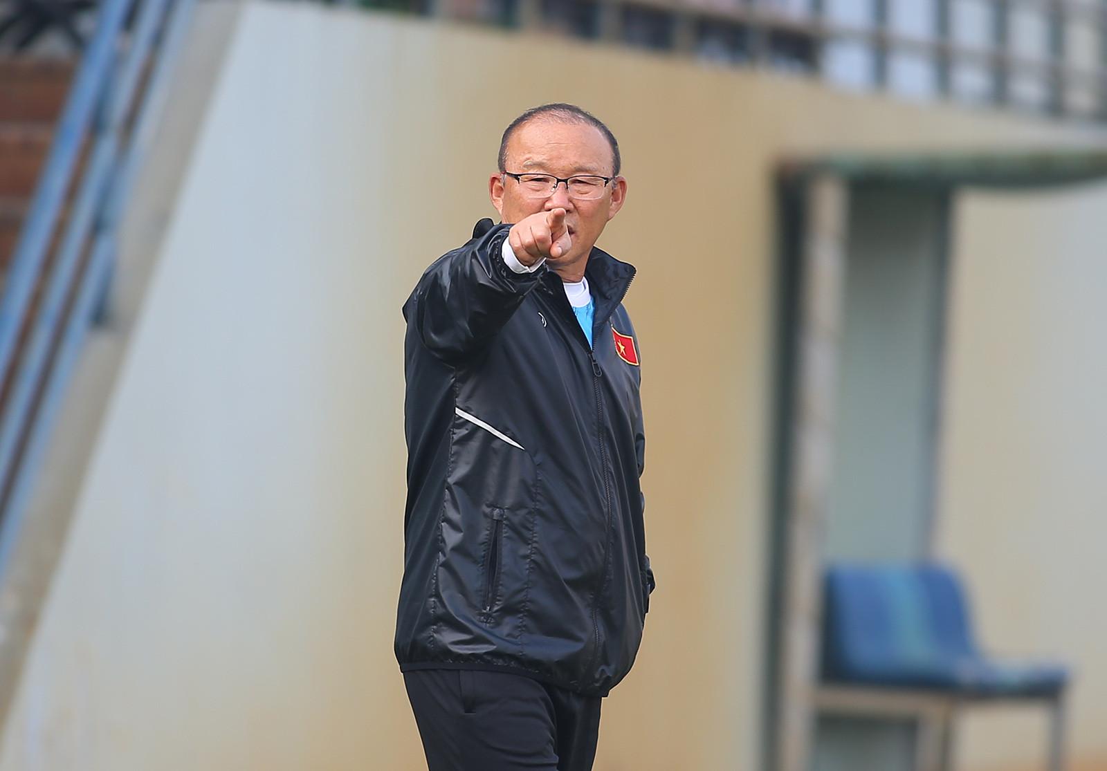 HLV Park Hang Seo chọn đội hạng Nhì, ngó lơ V-League, vì đâu?-2