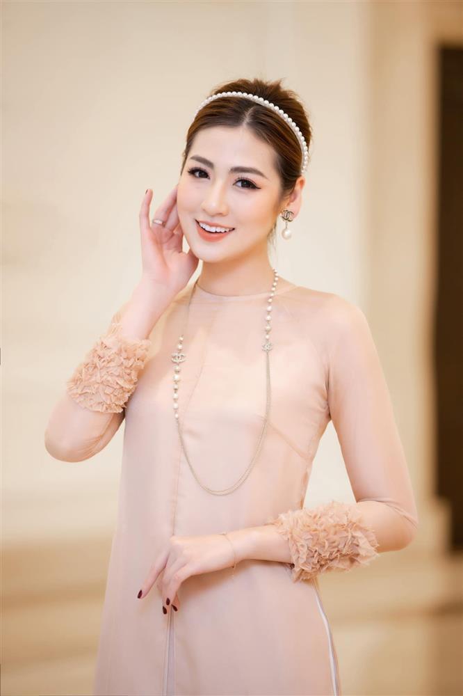 Mỹ nhân về đích sau Đặng Thu Thảo giờ sống kín tiếng, vẻ đẹp đậm chất Á Đông của mẹ một con được ngưỡng mộ-9