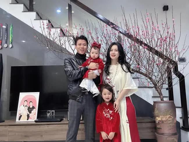 Quế Ngọc Hải nhập trend Tết: Ting ting cho vợ Hoa khôi 50 triệu thưởng Tết vì làm mẹ uy tín-3