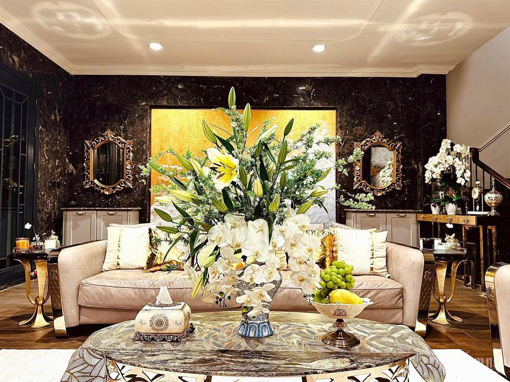 Biệt thự ven sông gần 60 tỷ của Lã Thanh Huyền lung linh ngày Tết-2