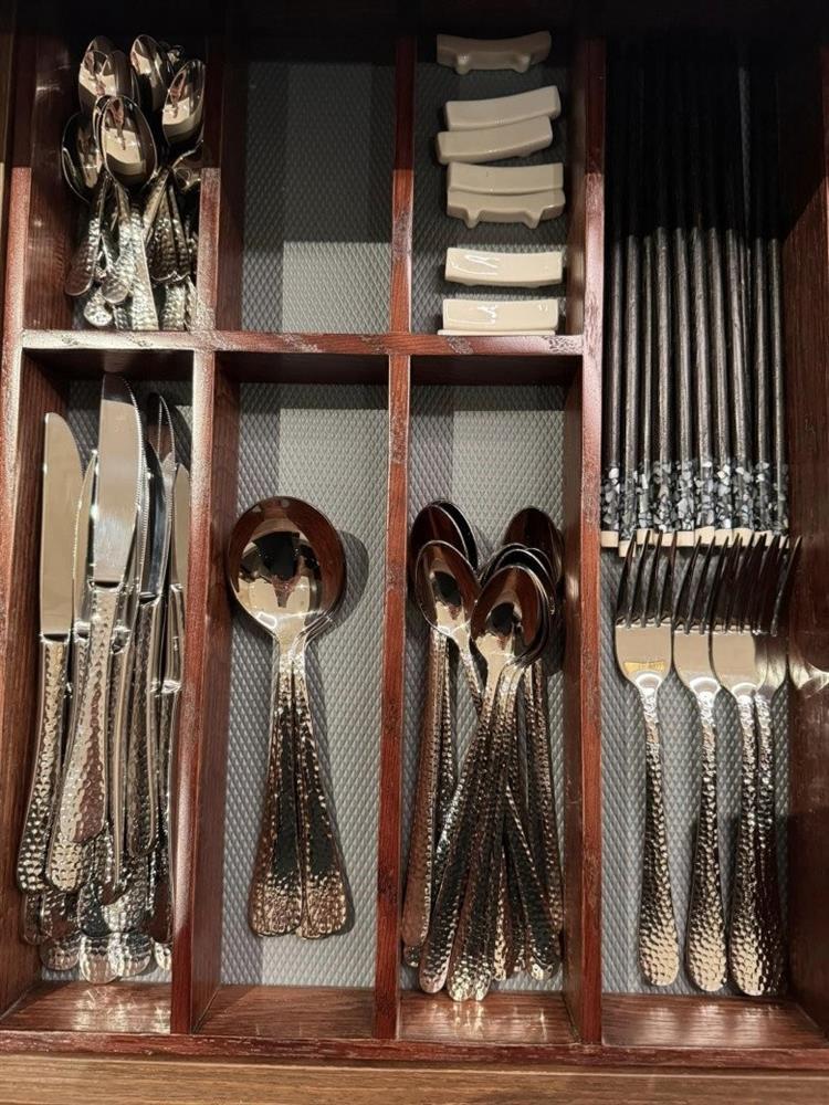 Người tình tin đồn của Mai Phương Thúy decor nhà đón Tết: Biệt thự 20 tỷ, góc nào cũng thấy hơi thở mùa xuân-4