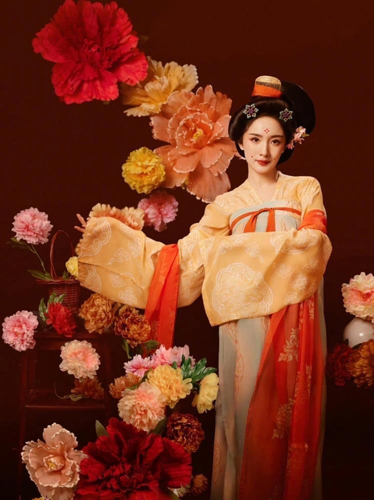 Nhan sắc xinh đẹp tuyệt trần ở tuổi 38 của Dương Mịch gây sốt-2