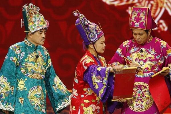 NSND Tự Long nói lý do vắng mặt trong Táo quân 2024 và áp lực ít ai ngờ-5