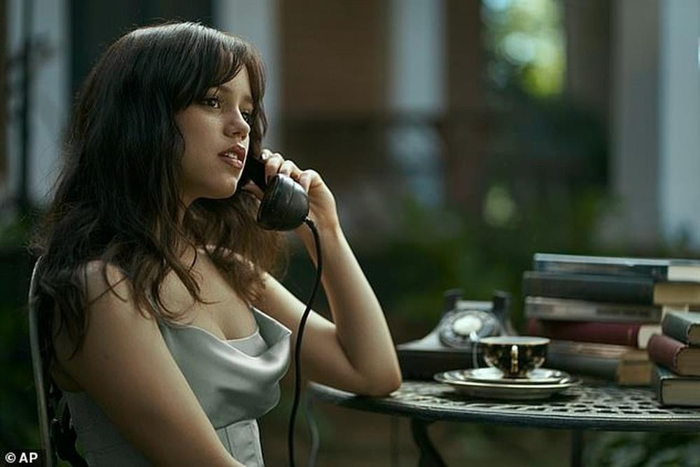 Nữ diễn viên trẻ triển vọng có nguy cơ sụp đổ sự nghiệp vì cảnh nóng-2