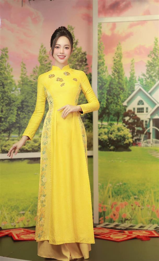 Dàn Hoa hậu Việt Nam khoe sắc với áo dài Tết-7