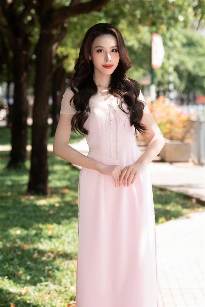 Dàn Hoa hậu Việt Nam khoe sắc với áo dài Tết-8