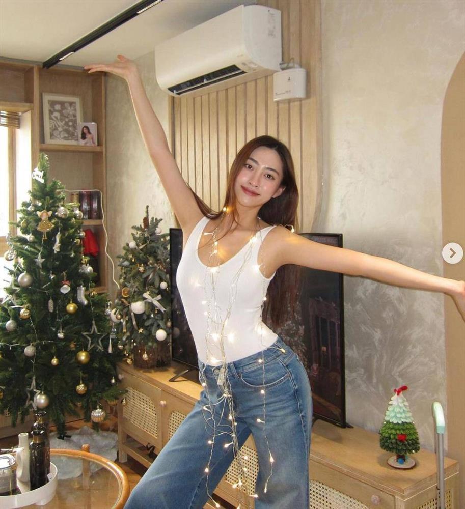 2 nàng hậu gen Z tuổi rồng: Người có gương mặt tỷ lệ vàng, người là mỹ nữ Cao Bằng-8