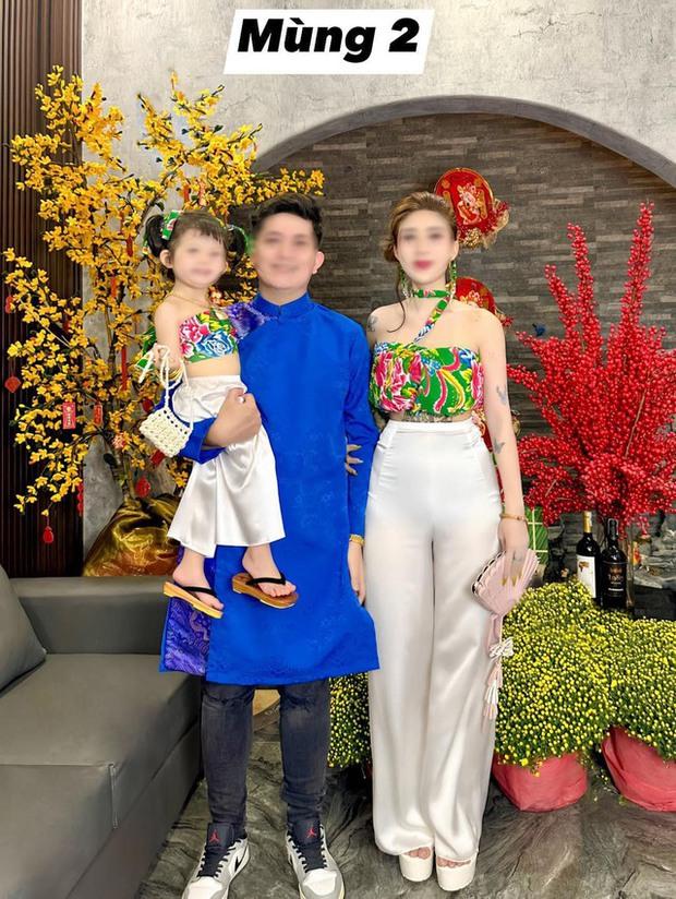 Outfit diện Tết hở hết da thịt của gái một con gây tranh cãi, ai cũng quan tâm thái độ anh chồng-1