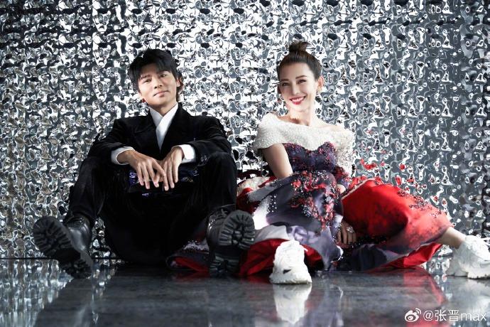 Vợ chồng Trương Tấn và Thái Thiếu Phân tình bể bình ngay ngày đầu năm khiến dân tình xuýt xoa không ngớt-3