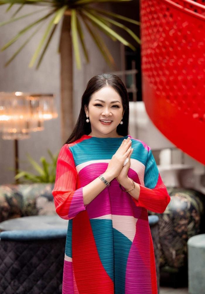 Ca sĩ Như Quỳnh tuổi 54 vẫn thấy mình trẻ, tiết lộ điều đặc biệt-6