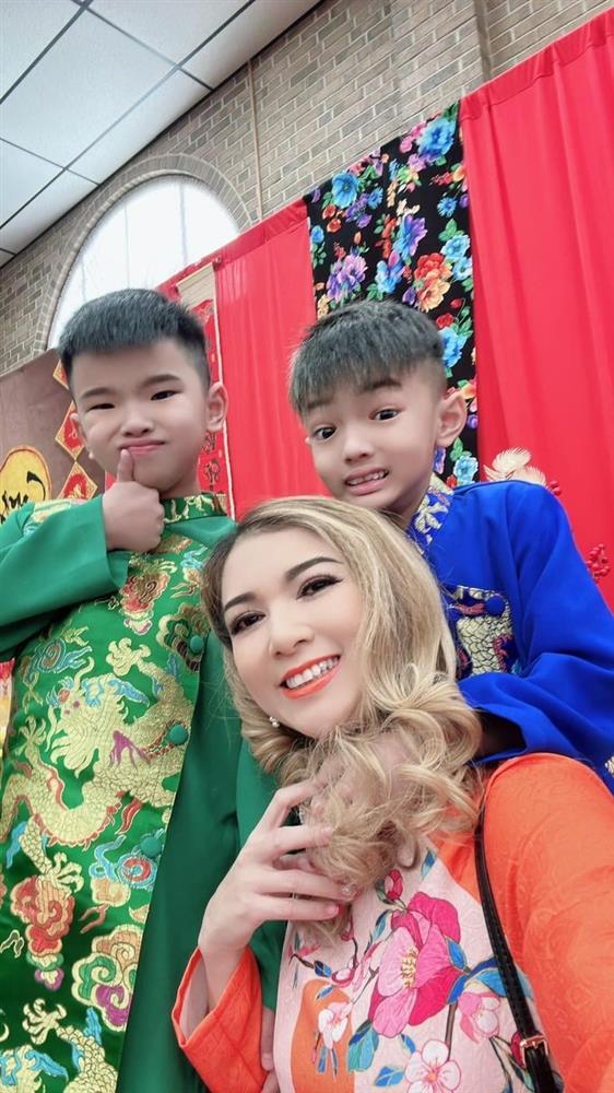 Nghệ sĩ hải ngoại đón Tết: Đậm đà vị cổ truyền-11