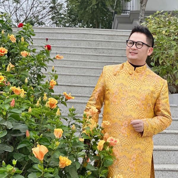 Ca sĩ Bằng Kiều tuổi 51: Chăm con, nấu cơm và ít bị vợ mắng-1