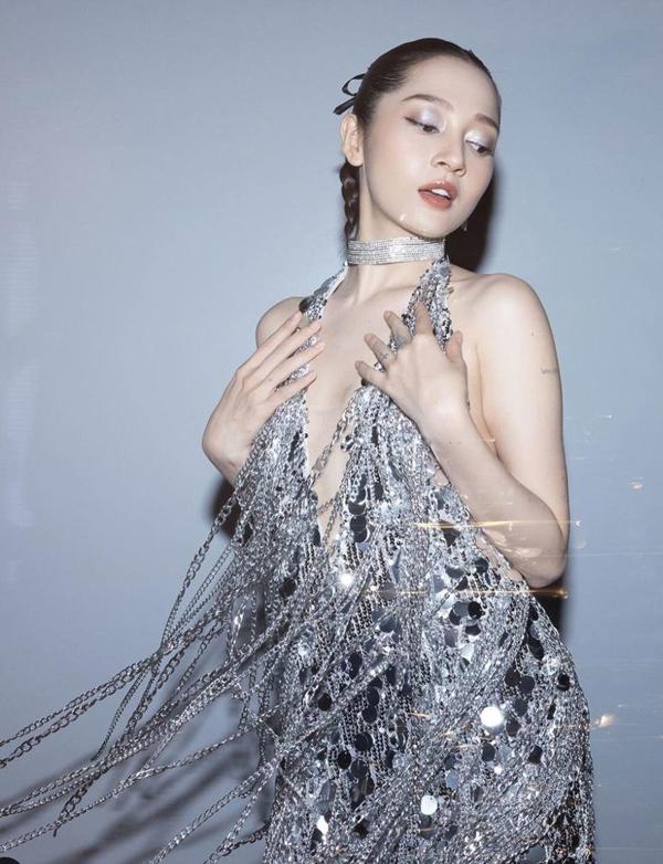 Bảo Anh tuy gầy nhưng gu ăn mặc quyến rũ khỏi chê, thanh mảnh vẫn đẹp-3