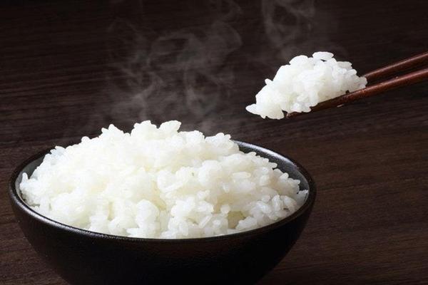 Vì sao không nên ăn lại rau đã nấu chín để qua đêm?-2