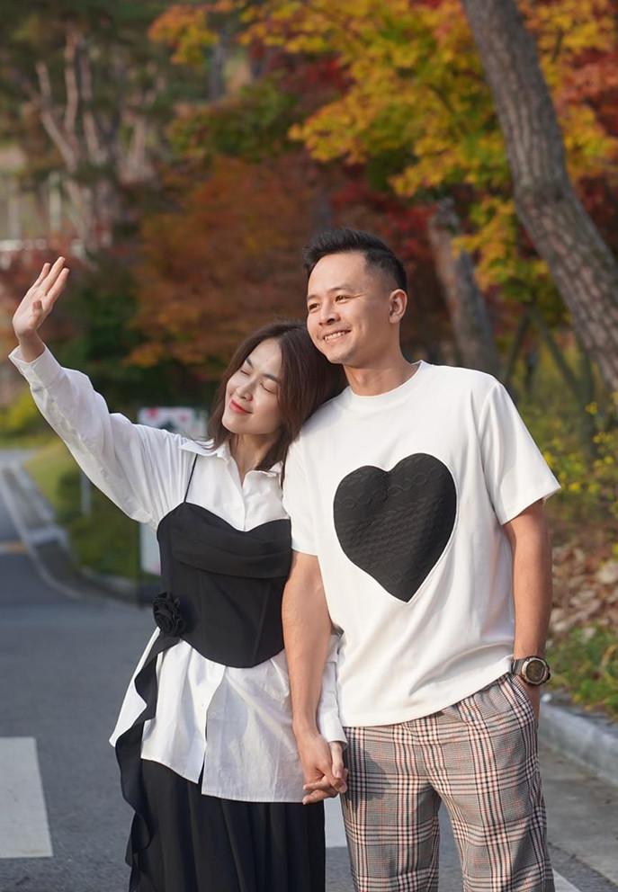 Tú Vi - Văn Anh: ‘Vợ chồng tôi chưa bao giờ ghen tuông, cãi vã’-8