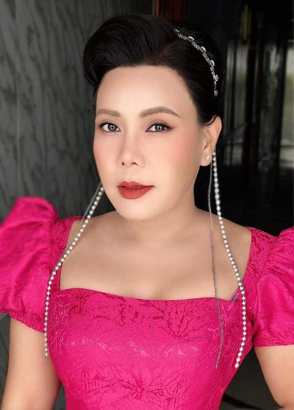 Việt Hương: Danh hài tuổi Thìn có hôn nhân hạnh phúc bên chồng và con gái như thế nào?-2