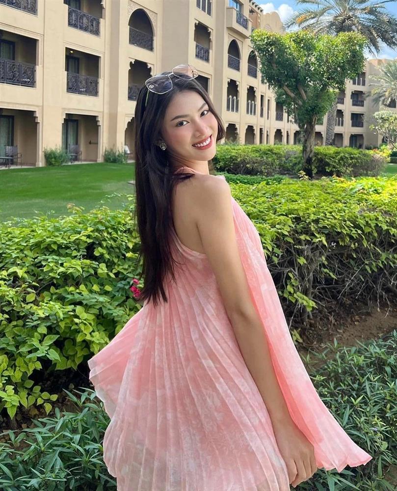 Mỹ nhân tuổi Thìn ăn Tết: Người áp lực giữ dáng, người tặng nhà cho cha mẹ-5