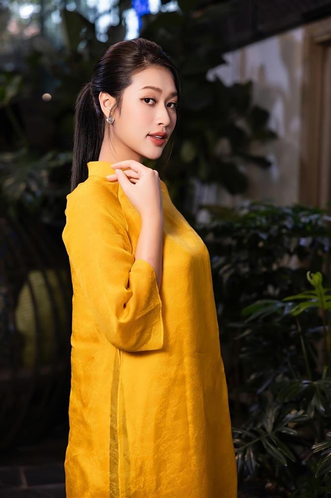 Mỹ nhân tuổi Thìn ăn Tết: Người áp lực giữ dáng, người tặng nhà cho cha mẹ-8