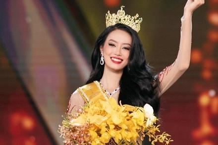 Á hậu Bùi Khánh Linh: 'Tôi có thu nhập cao sau khi đạt danh hiệu'