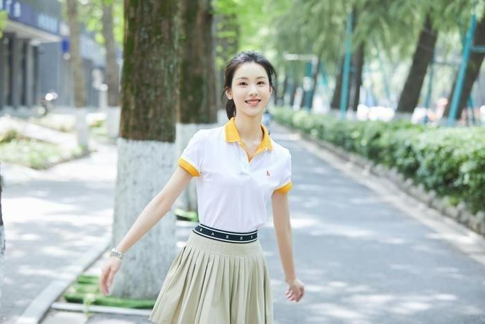 Hé lộ học vấn khủng của ác nữ Trần Đô Linh: Điểm thi đại học cực cao, từng lọt top sinh viên xuất sắc-1