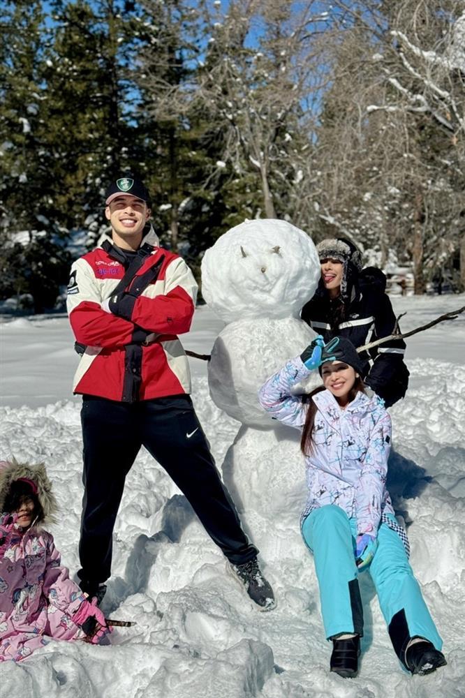 Jennifer Phạm lãng mạn bên chồng ở Mỹ, con trai Bảo Nam bất ngờ để tóc dài-5