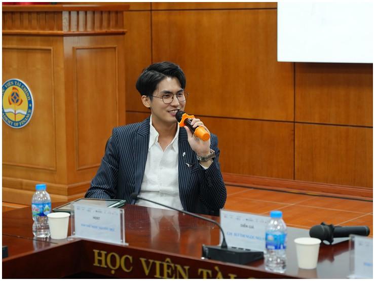 Thầy giáo dạy Toán điển trai hot nhất MXH sau 4 năm gây bão giờ ra sao?-2