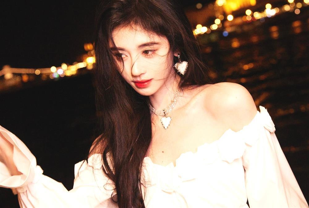 Nữ diễn viên lên đời nhờ chỉnh sửa nhan sắc thành công-2